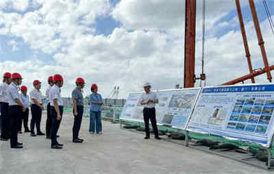 厦门市委书记崔永辉、市长伍斌调研中交三航海洋工程智能装备产业基地 推动海洋工程装备研发创新发展